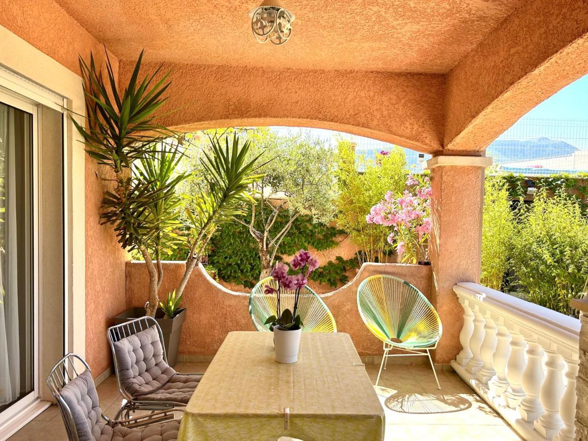 Chambres D'Hotes Les Noisetiers Digne-les-Bains Luaran gambar